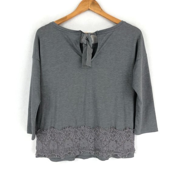 Disney LC Lauren Conrad Women's Size Small Snow White Grey Lace Trim Graphic Top - Picture 2 of 10